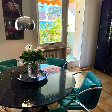 Lägenhet Tre Ponti - Spacious, Sea View & Private Parking
